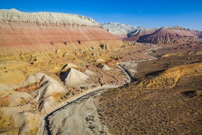 4-Day Altyn Emel Park + Kolsai & Kaindy Lakes + Charyn Canyon jeep-tour - From Almaty to the Singing Dune