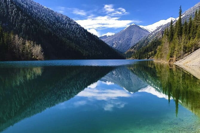 4-Day Altyn Emel Park + Kolsai & Kaindy Lakes + Charyn Canyon jeep-tour - What the $1,085 price really covers