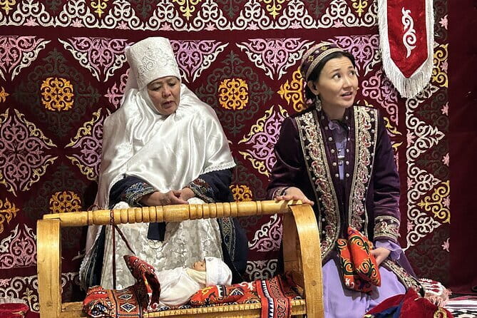 Almaty city tour and Medeu-Shymbulak-Koktobe-Green Bazar - Guides, transport, and the pace of the day