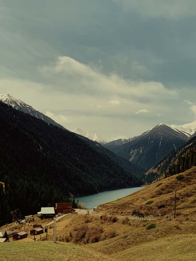 Almaty: Kolsay & Kaindy Lakes, Charyn Canyon Private Tour - The 5 a.m. start and the long road east