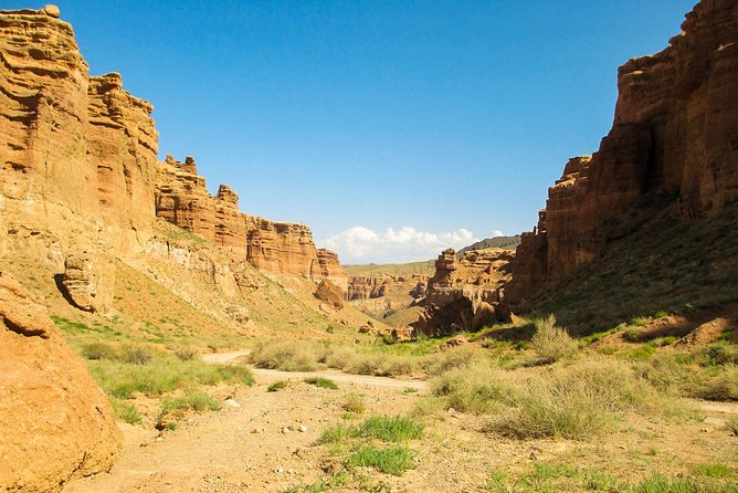 Charyn Canyon - a Place where time stood still... - Why Charyn Canyon is worth the long ride
