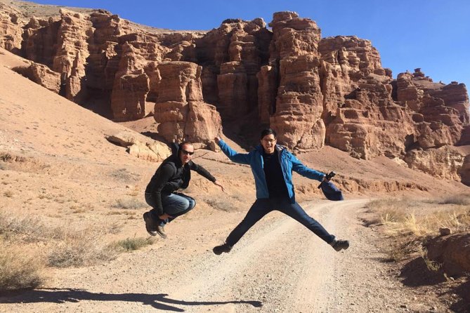 Charyn Canyon Private tour from Almaty, 1 day - Moon Canyon and Bartogai Reservoir
