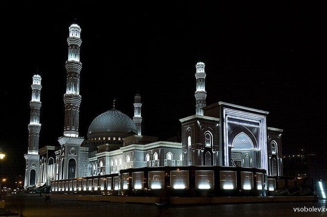Guided Night Time Tour of Astana in a Private Car - Key points to know before you book