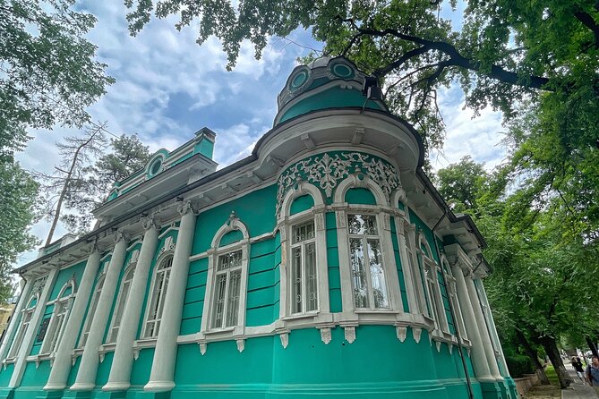 Guided Walking City Tour in Almaty - What this Almaty walk is really about
