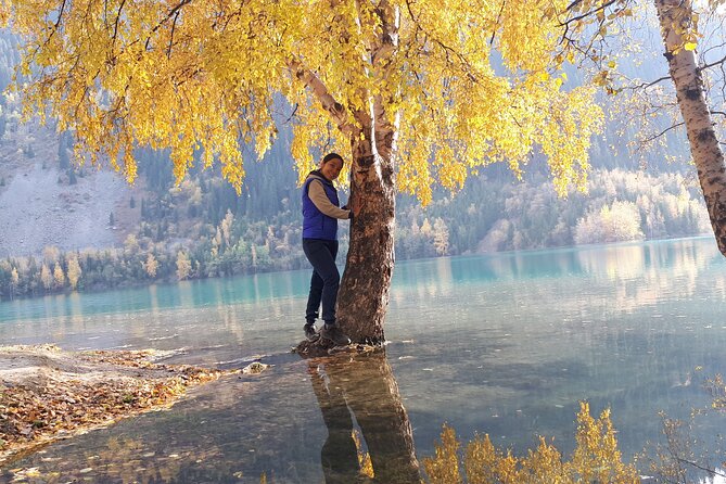 Issyk lake half - day tour - Reaching the lake at 1,760 meters