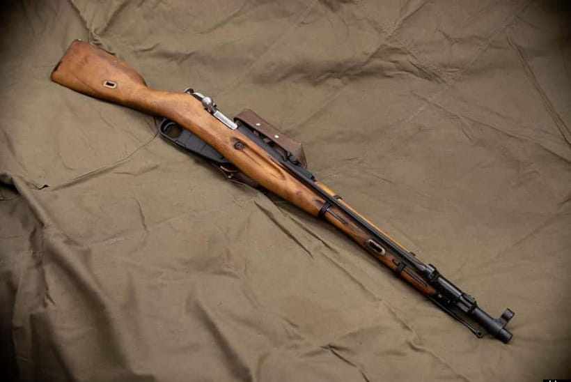 Shooting tour - AK 47, Mosin -Nagant , Glock and others - What You Can Fire at the Professional Range