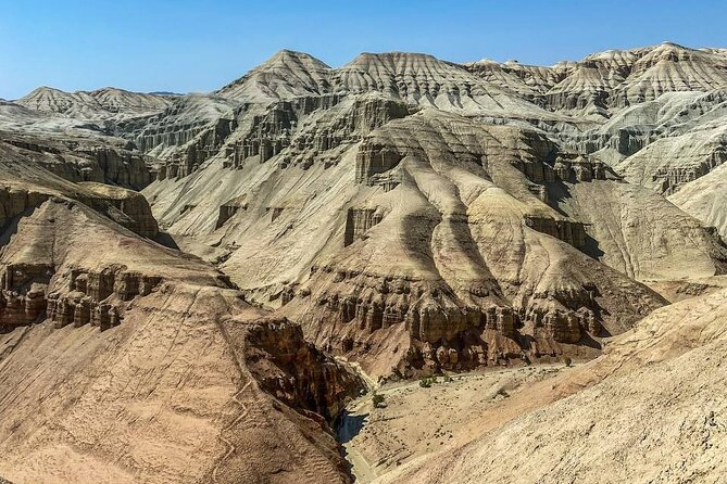 Singing dunes & Aktau mountains group tour to Altyn Emel - Why Altyn Emel is worth the long ride