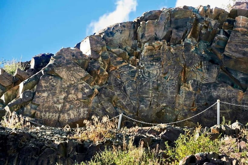 Tanbaly Gorge: Ancient Petroglyphs UNESCO Site Day Tour - The 2.5-hour drive from Almaty