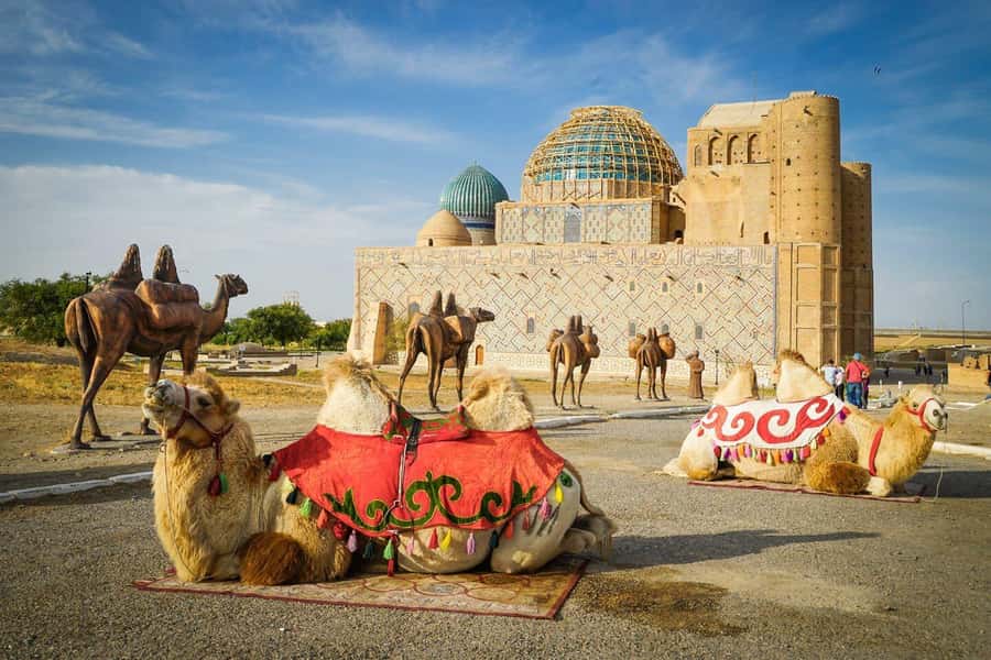 Turkestan Gloriously Isolated - Day Tour from Tashkent - Leaving Tashkent and handling the border